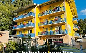 Loving Hut Pension & Restaurant